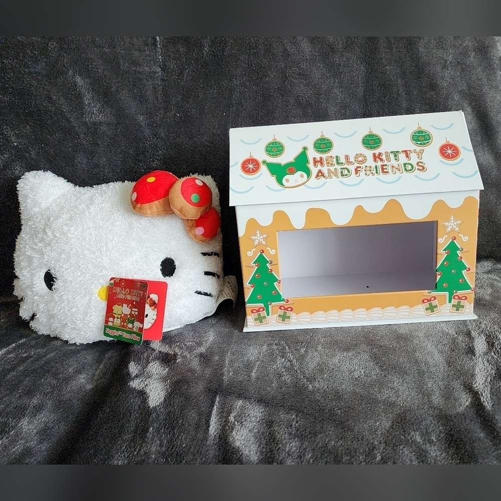 NWT Hello Kitty Christmas and friends Gingerbread House Plush toy / small pillow